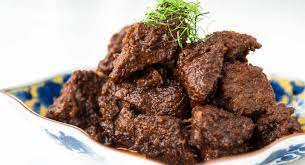21 Makanan Khas Padang Yang Lezatnya Rancak Bana