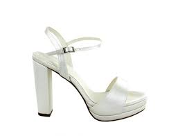 Ohjelmistoyritys paikassa clifton, new jersey. Scarpe Sandalo Sposa Menbur Modello Nidia Abitipersposa It Abiti Da Sposa Online Italia