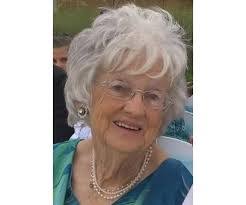 Christie Tanner's Instagram, Twitter & Facebook