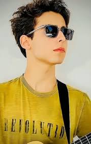 Aidan Gallagher
