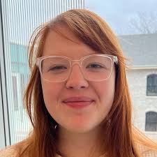 Amanda Sencenbaugh's Instagram, Twitter & Facebook