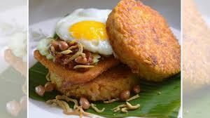 First of all, i will like to commend mcdonald's for their effort. Step Aside Mcd S Here Are Two Nasi Lemak Burgers With Nasi Mothership Sg News From Singapore Asia And Around The World