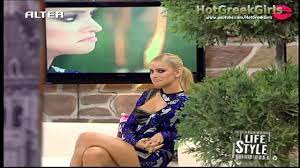 Υποδέχτηκε το καλοκαίρι στη μύκονο. H Sexy Doykissa Nomikoy Doukissa Nomikou Part 3 Youtube