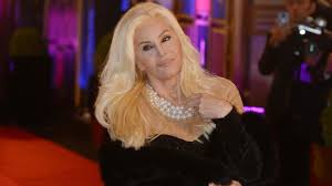El 26 de mayo susana giménez junto a su hija, mecha sarrabayrouse, ingresando al sanatorio otamendi (foto. Por Empezar El Show Susana Gimenez Se Declaro Fanatica De Su Hermano Que Dira Jorge Rial El Intransigente