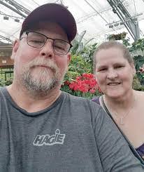 Scott Nieman's Instagram, Twitter & Facebook