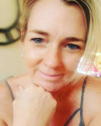 Shannon Hare's Arbonne page