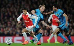 Arsenal football club is a professional football club based in islington, london, england. Arsenal V Barcelona Twitter Reacts To Chippy Scoreless Half