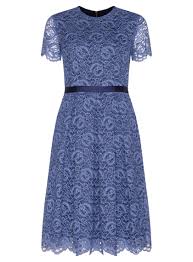 Skvele sa hodia na celodenné nosenie, cez deň do kancelárie, popoludní na prechádzku po meste a večer na posedenie s priateľmi.<br /> <br. Pietro Filipi Dress Dk5808228jja