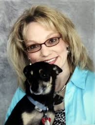 Kristin Halverson's Instagram, Twitter & Facebook