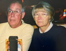 Carolyn Oberle's Instagram, Twitter & Facebook