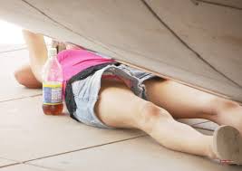 Up Shorts Pussy Slip - Mega Porn Pics