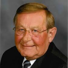 Gloria Jonas's Instagram, Twitter & Facebook