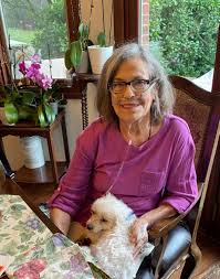 Melissa Hunter Comp Davis passed away 4/22/2024. She was in the class of  '83. She was my cousin. Please pray for her children.