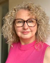 Joanne Morley's Instagram, Twitter & Facebook