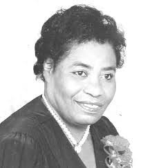 Latoya Leon's Instagram, Twitter & Facebook