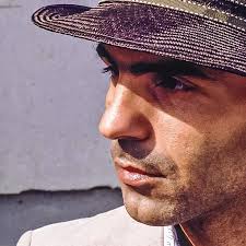 Noche de funk internacional de José Conde para las madres • Semanario  Universidad