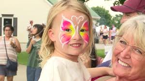 Beautiful: The Carole King Musical' premiering at the Goshen Theater this  weekend