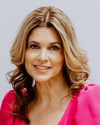 Dana Grabowski's Instagram, Twitter & Facebook