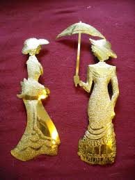 Gifts that do not exceed $20 per source per occasion or $50 from a single source in any given calendar year, may be accepted. Home Interiors Gifts Metal Wall Hanging Ladies Set Of 2 8 1 2 Tall X 3 1 4 Wide Cmb3