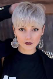 This haircut features sleek bangs that are worn above eyebrow length. Ladies Short Haircuts With Fringe Bpatello