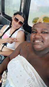 THAT COLD SYL/VLOGGERS