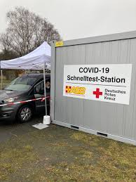 Ihr schnelltest direkt aus dem auto heraus! Walk In Und Drive In Gehen An Den Start