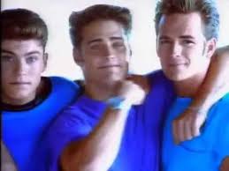 Beverly hills 90210 ( dylan recupere sa voiture dans l'aquelle sa femme est morte). Download Beverly Hills 90210 3gp Mp4 Codedwap