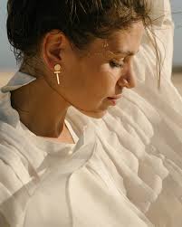 AR.M Anna Rosa Moschouti added...