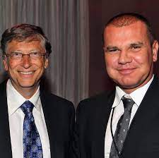 Jeffrey epstein didn't kill himself. Bill Gates Met With Jeffrey Epstein Many Times Despite His Past The New York Times
