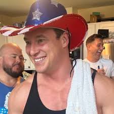 Mike Yarnell (@themikeyarnell)