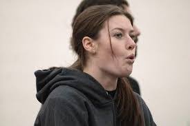 Caitlin Nash's Instagram, Twitter & Facebook