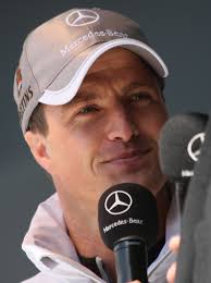 Hinterfrager, energiesparer, öko, wirtschaftsliberaler, rheinländer, sap, treasury, geschichte, musik, kino, kunst. Datei Ralf Schumacher 2 2008 Jpg Wikipedia