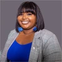 Latoya Bess's Instagram, Twitter & Facebook