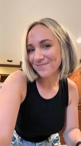 Transform Your Look with the Mom Chop Haircut