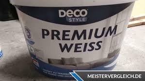 Wandfarbe weiß matt mit hoher deckkraft für streifenfreie oberflächen. Deco Style Premium Weiss Test Aldi Wandfarbe Sehr Gut 2020