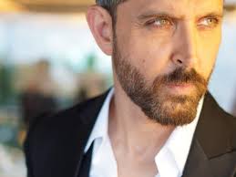 Hrithik Roshan S Sun Kissed Selfie Is Sure To Make Your Jaws Drop Hindi Movie News Times Of India The first look of hrithik roshan as anand kumar in the biopic of the 'super 30' programme founder is out. hrithik roshan s sun kissed selfie is