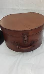 Beautiful Vintage French Hatbox 30 S Era Faux Etsy French Vintage Leather Handle Vintage