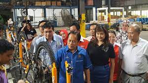 We extract the trade partners from tan lan holdings m sdn bhd's 528 transctions.these companies are mainly located in india,pakistan,philippines.you can screen companies by transactions, trade date, and trading area. Kementerian Perdagangan Antarabangsa Dan Industri