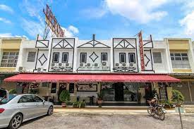 Tripadvisor travellers also recommend visiting the arulmigu sri rajakaliamman glass temple, a unique hindu temple decorated with brilliant. Rose Cottage Hotel Taman Daya Johor Bahru Updated 2021 Prices
