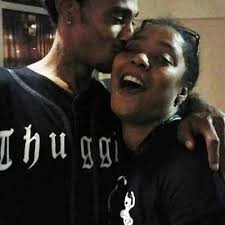 Ebony Marsh (@Ebanikka)