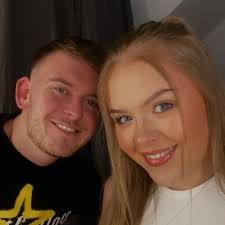 Caitlin smart (@caitlinnsmartt)