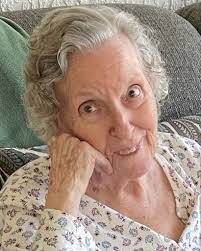 Tammy Westcott's Instagram, Twitter & Facebook