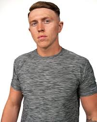 THERE's going to be Champers! Cake! Trad! Divine Foodie! Cllr Mark Barry!  Sin É celebrate their 20th birthday in style this Saturday down in  Charlesland, from 5pm to 7pm, and sure, isn't