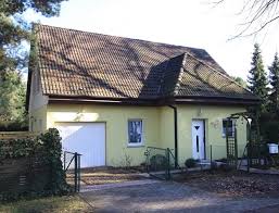 Braucht man nun zusätzlichen wohnraum, würde sich ein überbauen der garage durchaus anbieten. Familienfreundliches Einfamilienhaus Mit Garage Und Wintergarten In Top Lage Falkenhagener Alpen Immobilienmakler Berlin