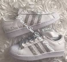 Browse among the latest trends in fashion, find the best items to your taste. Swarovski Crystal Design Bridal Adidas Superstar Wedding Shoes Hochzeit Turnschuhe Hochzeitsschuhe Hochzeit Schuhe Flach