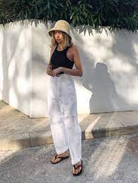 9 Boring Accessory Trends Diehard Minimalists Wear Every Single Day Fashion Style Minimalist Fashion