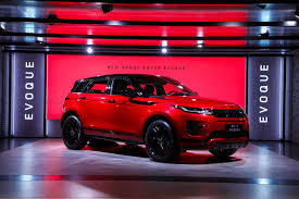 Range Rover Evoque New Range Rover Evoque To Launch In India On 30th January Auto News Et Auto