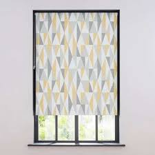 Triangle Blackout Roller Blind Blackout Roller Blinds Roller Blinds Curtains With Blinds