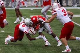 That was enough to pass ezekiel elliott's big ten championship record of 220 set in 2014 against wisconsin and osu's. Football Ohio State Rushing Attack Struggles To Break Open Nebraska Defense In 52 17 Victory