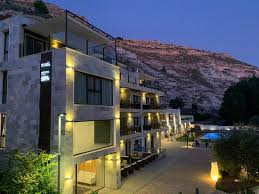 Para unos, los menos, el nombre del pueblo viene del lugar donde está asentado, llamado por los árabes. The 10 Best Hotels In Alcala Del Jucar For 2020 From 32 Tripadvisor Alcala Del Jucar Accommodation